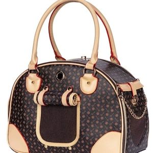 Pet carrier purse for small dogs or cats